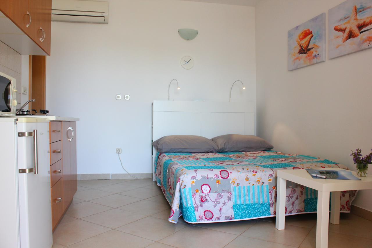 Apartments Oaza Regi Medulin Exterior photo